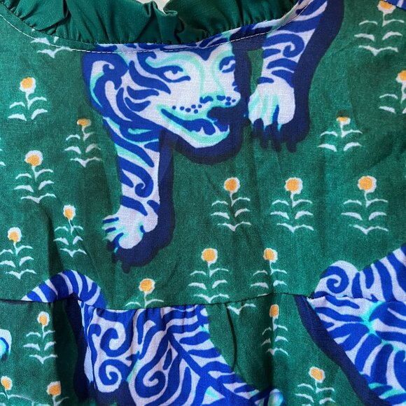 Womens' Blue and Green Blouse in with Tiger Motif Size L - Picture 2 of 5